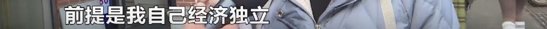 DƬ